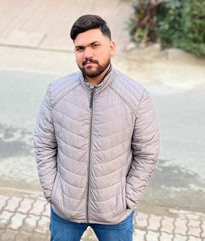 No alt text